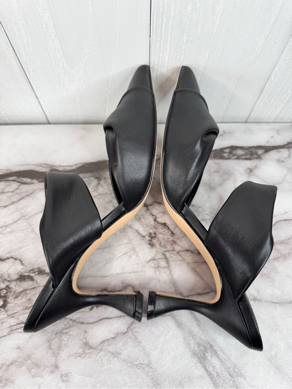 Marc Fisher Heaton Black Pointed Toe Twist Strap Mule Heels 8.5 - Picture 5 of 5